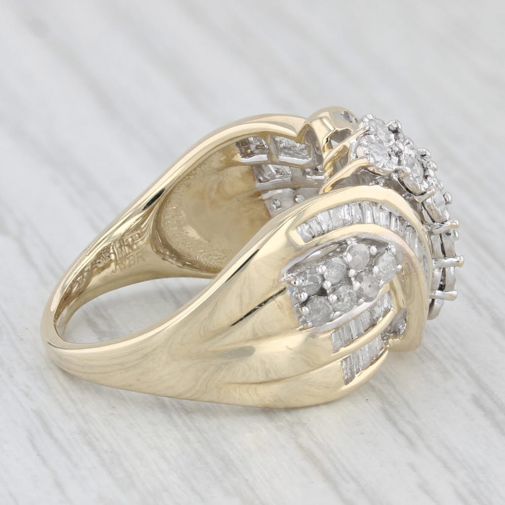 Light Gray 1.05ctw Diamond Cocktail Ring 10k Yellow Gold Size 7.25