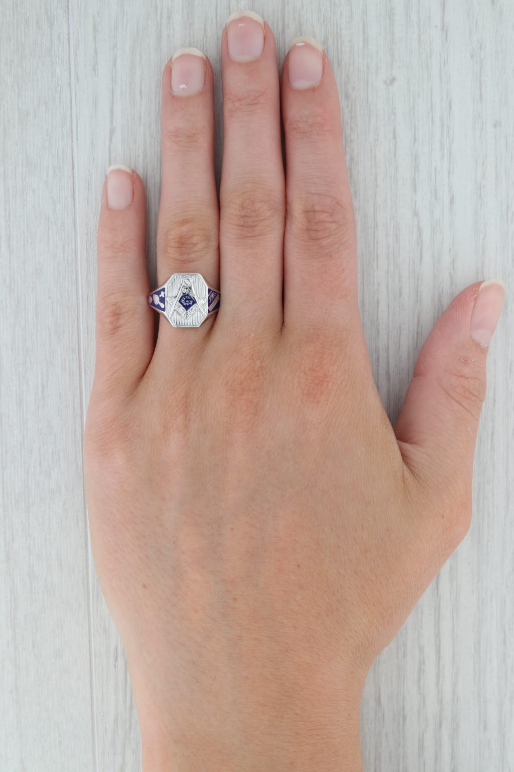 Dark Gray Vintage Masonic Blue Lodge Signet Ring 10k Gold Enamel Square Compass Size 10