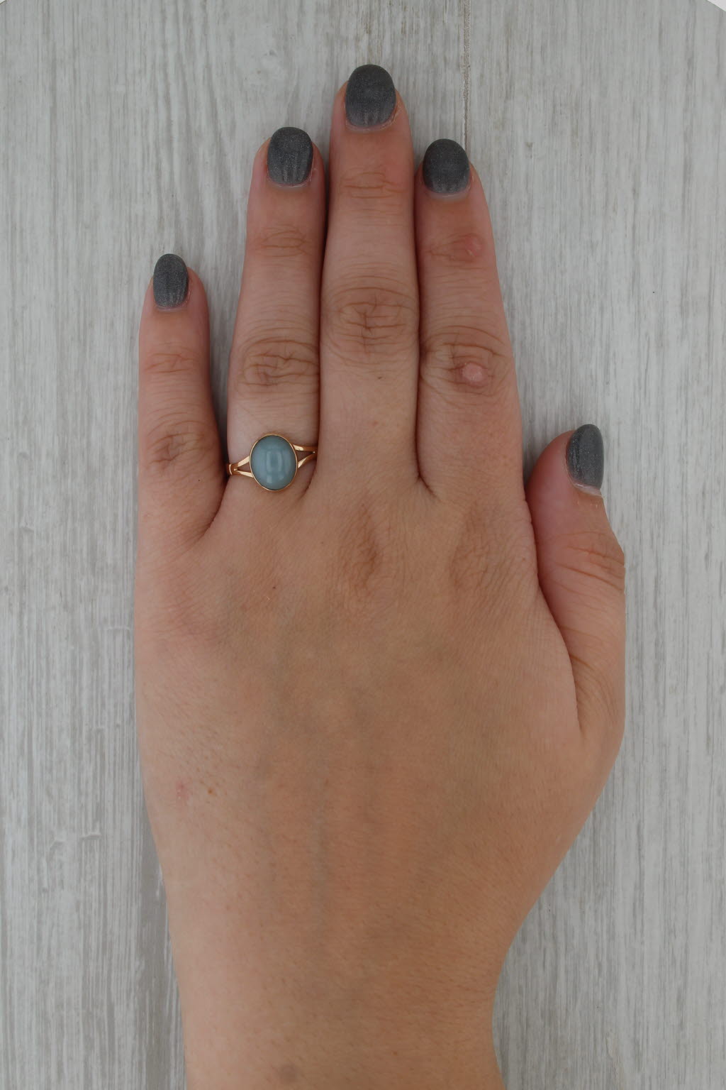 Gray Green Oval Cabochon Solitaire Ring 14k Yellow Gold Size 8