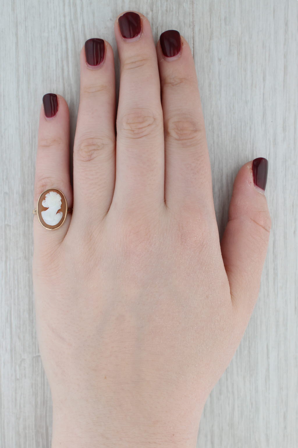 Gray Vintage Shell Cameo Ring 9k Yellow Gold Size 5.5 Figural Carving
