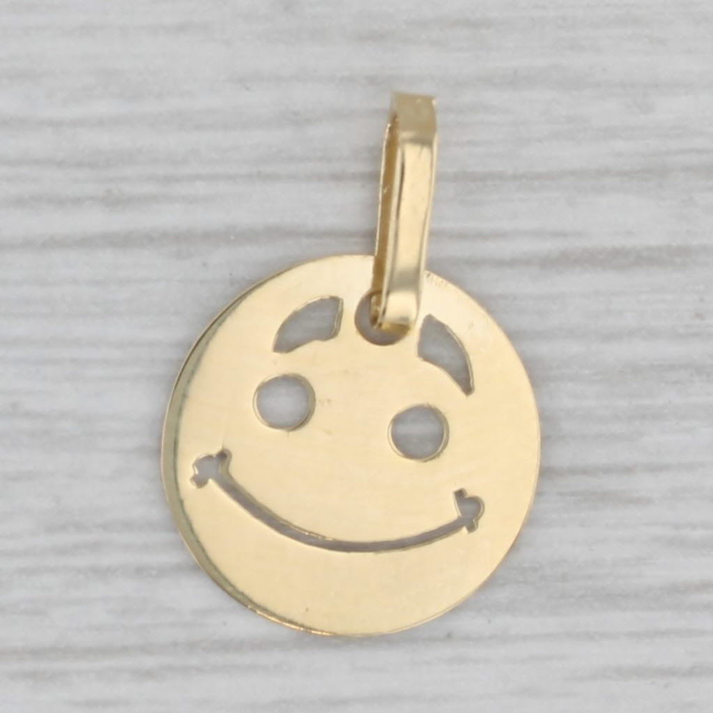 Gray Small Smiley Face Pendant 18k Yellow Gold Charm