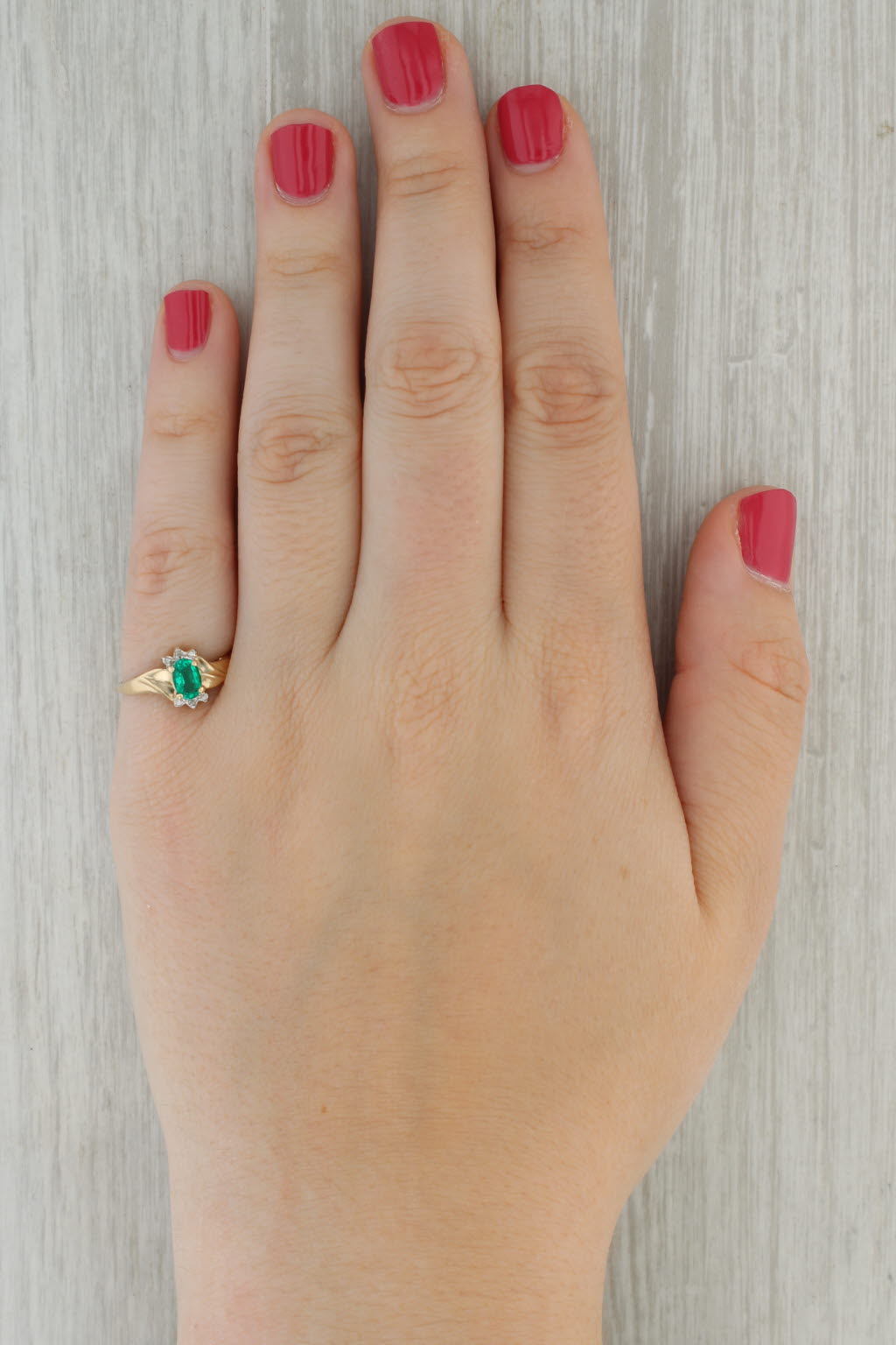 Rosy Brown 0.70ct Oval Lab Created Emerald Diamond Ring 10k Yellow Gold Size 7