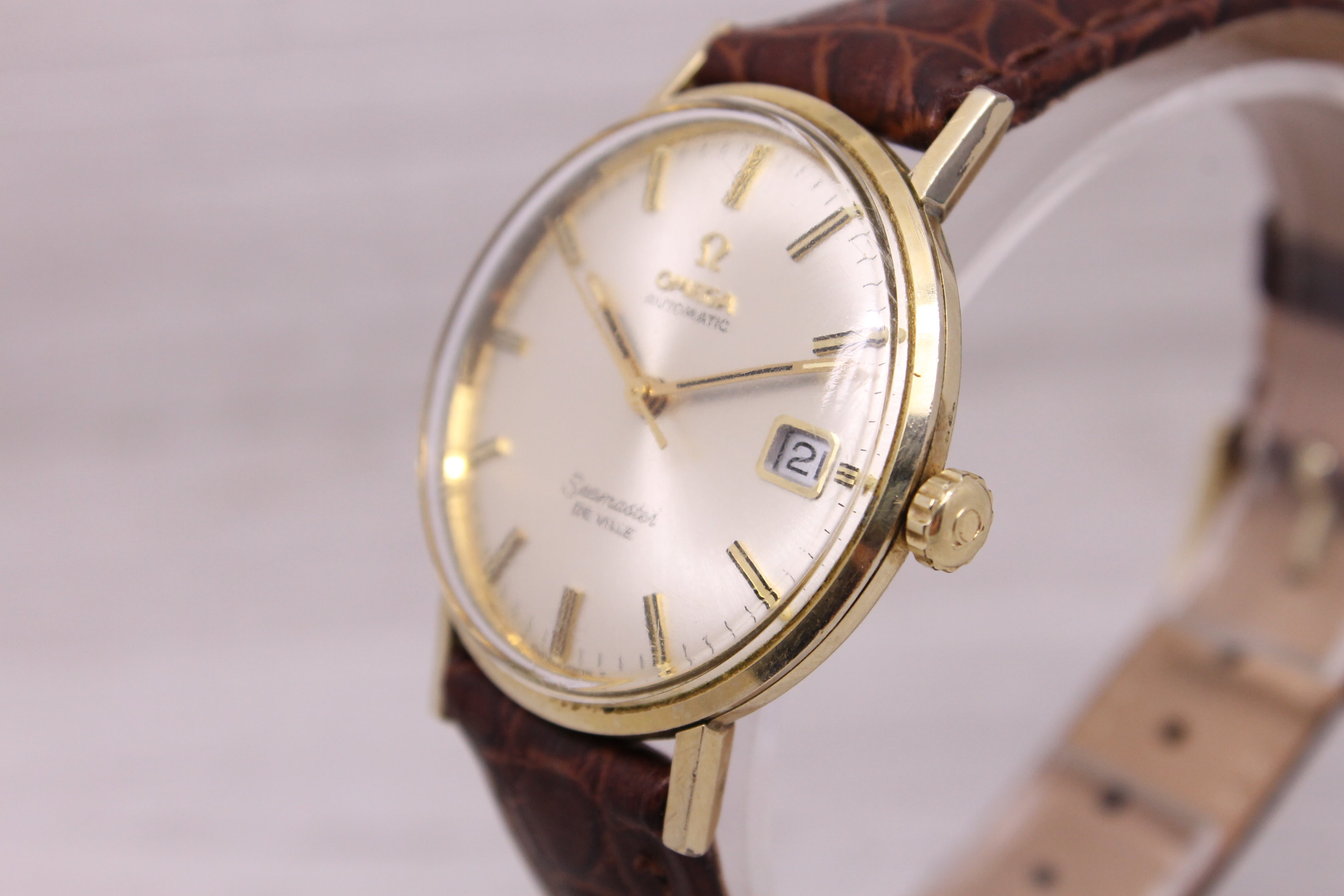 Gray Vintage c1970 Omega Seamaster Deville 14k Gold Filled Automatic Watch Drexel Ent