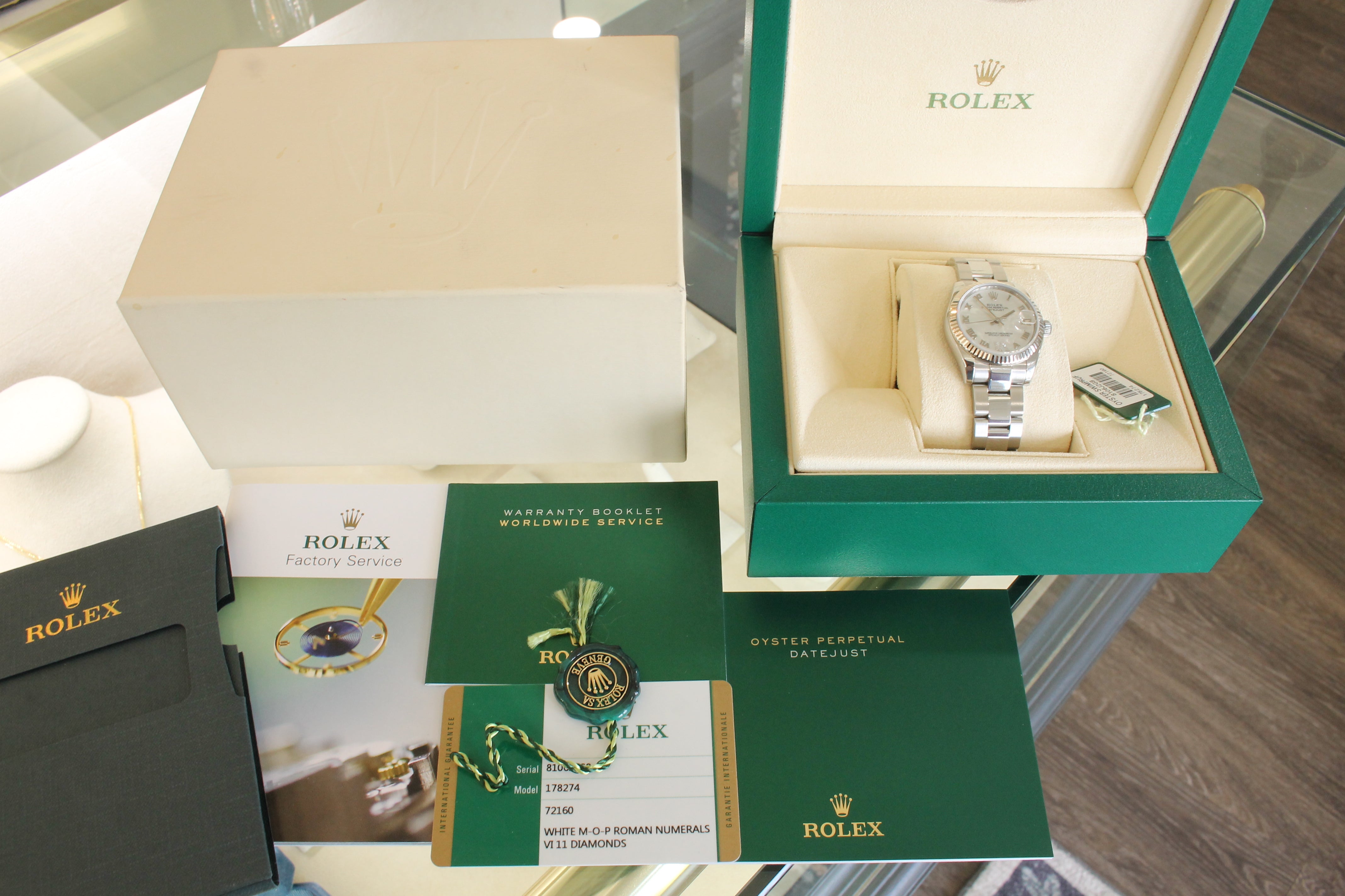Light Gray 2016 Rolex Datejust 178274 Ladies 18k Steel Watch MOP Diamond Dial Box & Card