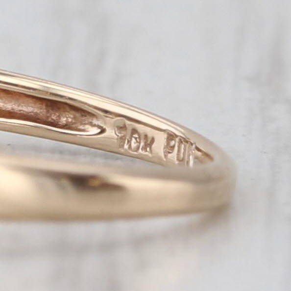 1.10ctw Oval Blue Sapphire Ring 10k Yellow Gold Size 5