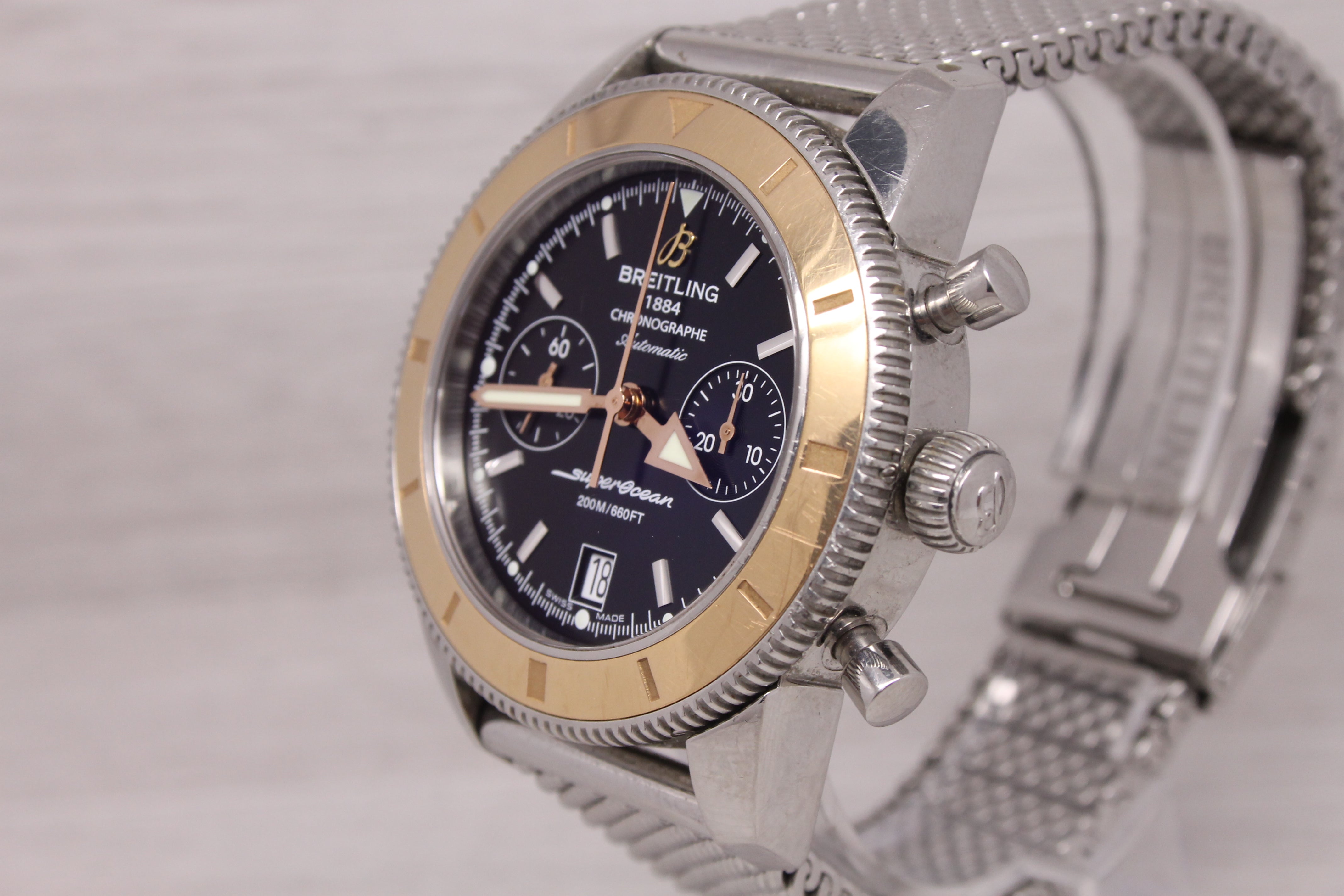 Dark Gray Breitling Super Ocean 43mm Chronograph Diver Automatic Watch Bracelet Box U23370