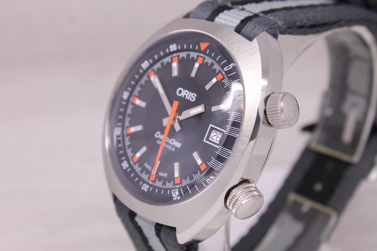 Oris ChronOris Mens 39mm Steel Automatic Watch Boxes Swiss Ref 01 733 7737 4054