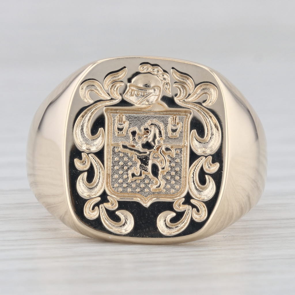 Light Gray Rampant Lion Family Crest Ring 10k Yellow Gold Size 10.25 Vintage Heraldry House