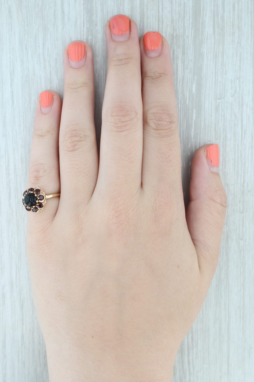 Light Gray Vintage Onyx 1ctw Garnet Halo Ring 14k Yellow Gold Size 6.25