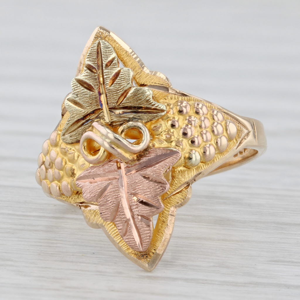 Light Gray Black Hills Gold Jewelry Co Leaf Ring 10k Yellow Green Rose Gold Size 5.5
