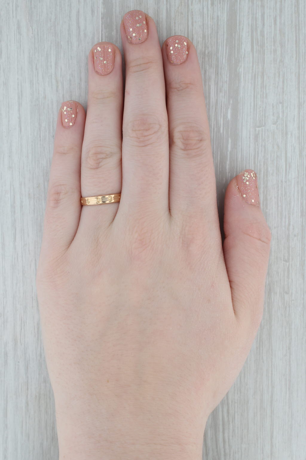 Gray Vintage 18K Yellow Gold Etched Pattern Wedding Band Size 8.25 Ring