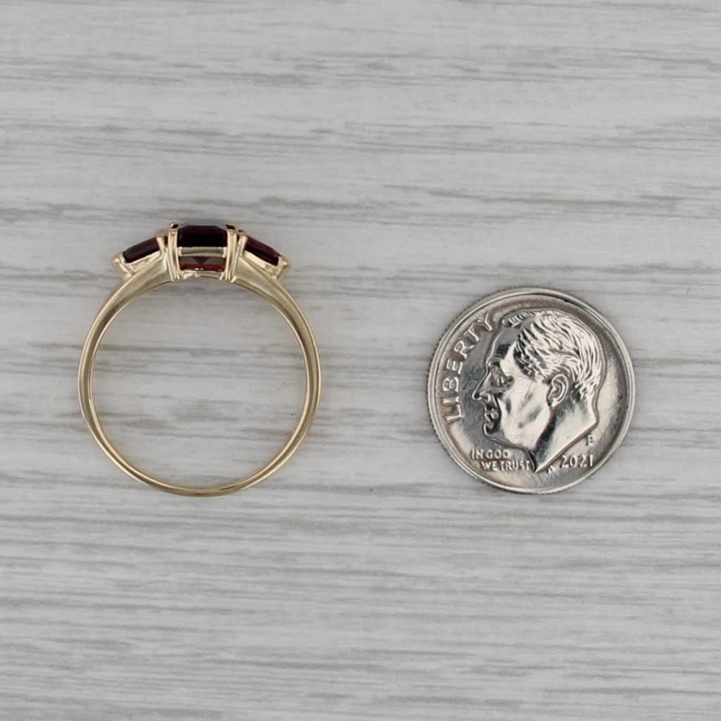 2.60ctw Garnet 3-Stone Ring 14k Yellow Gold Size 8