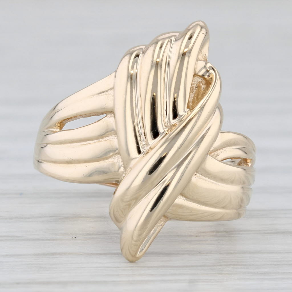 Light Gray Knot Work Bypass Ring 14k Yellow Gold Size 5.5