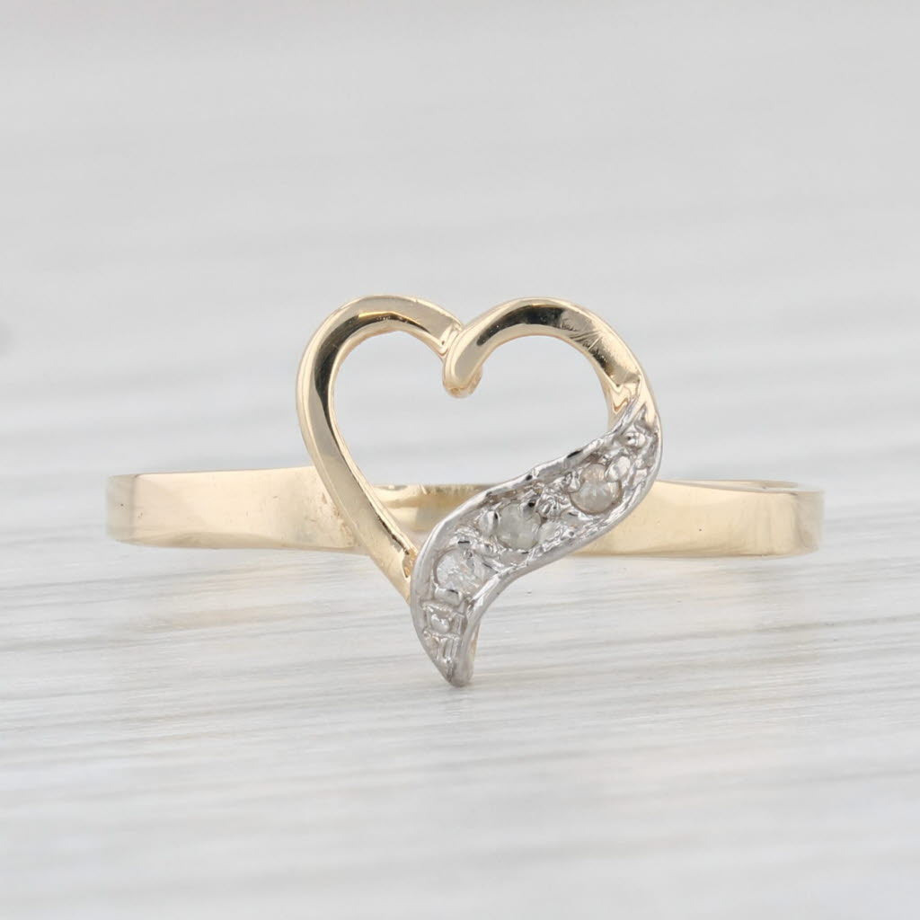 Light Gray Diamond Accented Heart Ring 10k Yellow Gold Size 5
