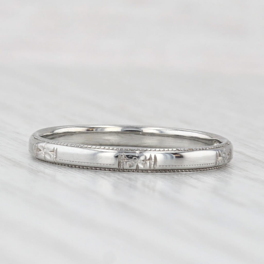 Light Gray Floral Pattern Wedding Band Stackable Ring 18k White Gold Size 6.5