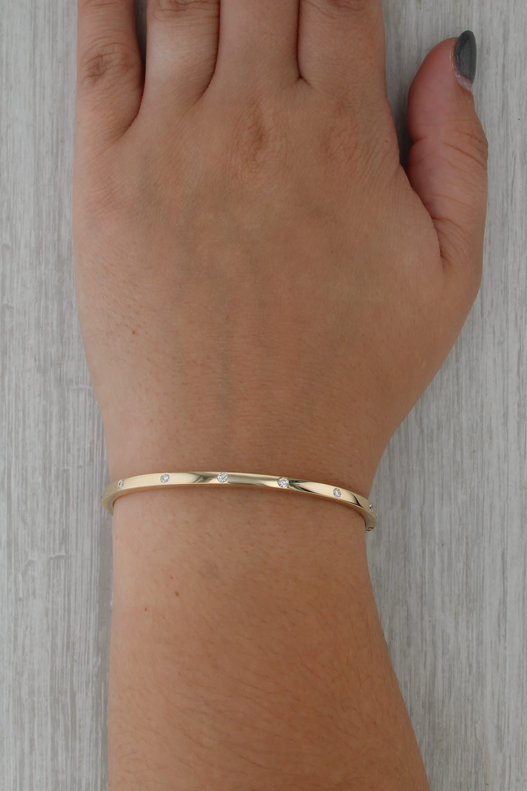 New 0.20ctw Diamond Dots Flexible Bangle Bracelet 14k Yellow Gold 6.5" 2.8mm
