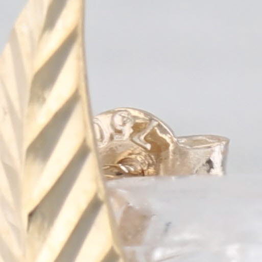 Small Leaf Stud Earrings 18k Yellow Gold
