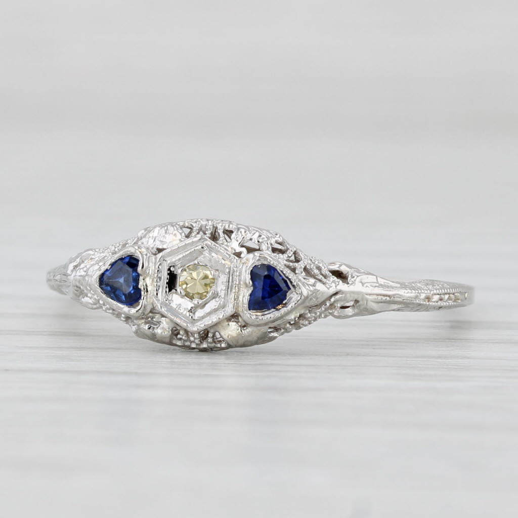 Light Gray Art Deco 0.17ctw Lab Created Sapphire Diamond Ring 14k Gold Filigree Size 9.5