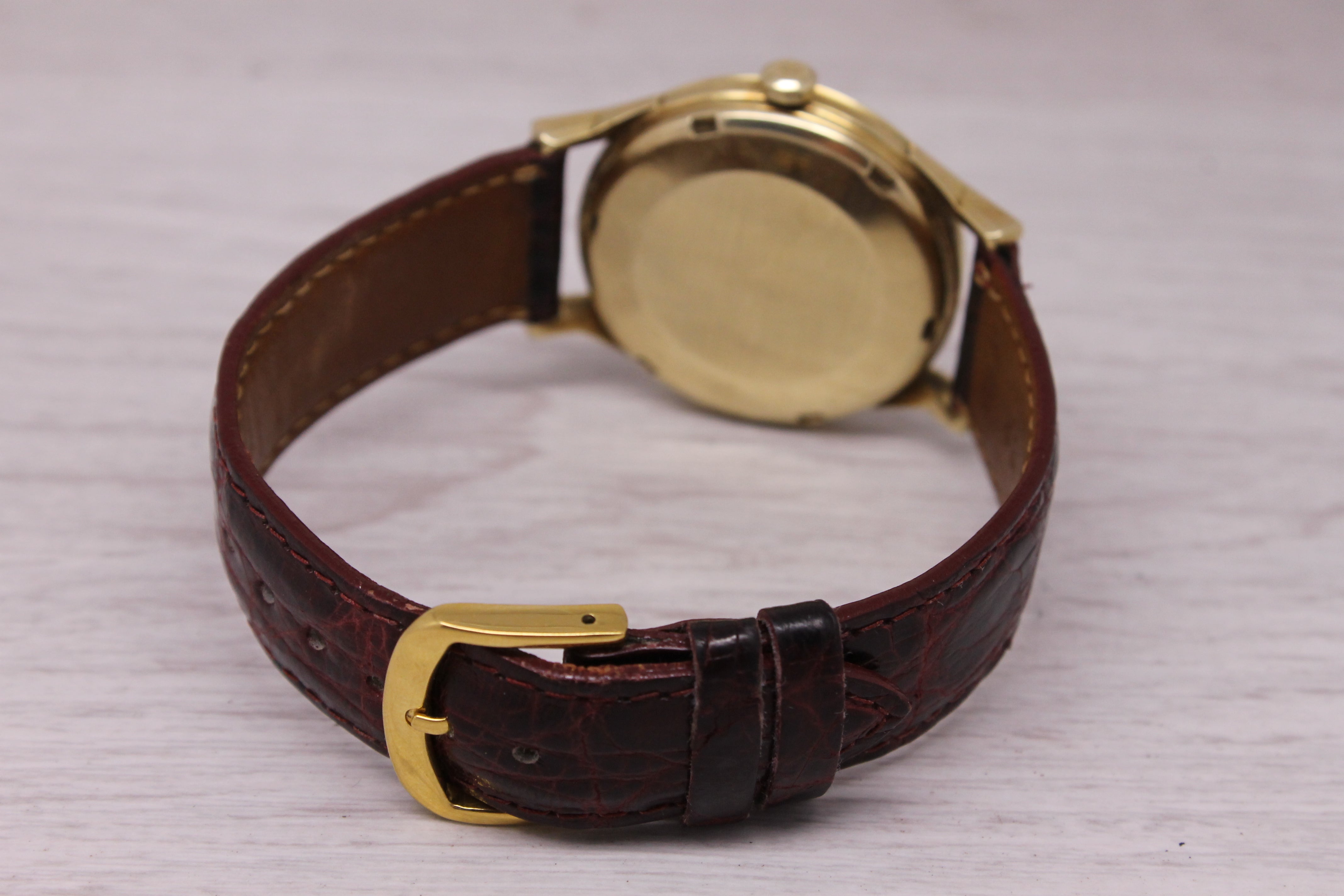 Vintage 1967 Omega Constellation 14k Solid Gold 168.005 Dogleg w/ Tiffany Dial