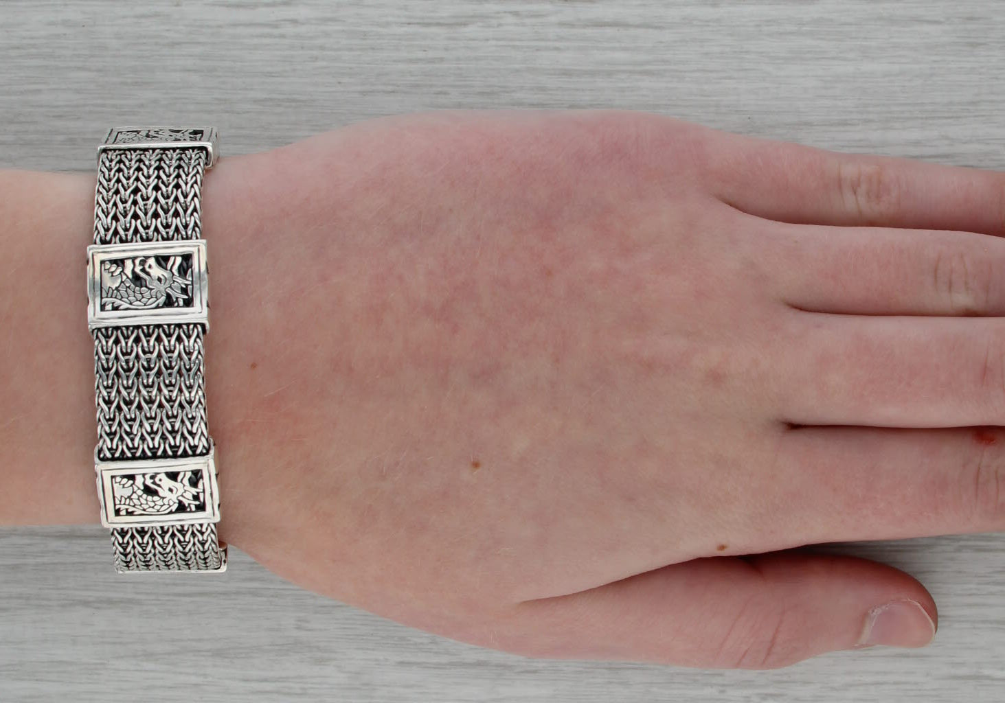 John Hardy Dragon Station Bracelet Sterling Silver 7" 17.2mm Snap Clasp