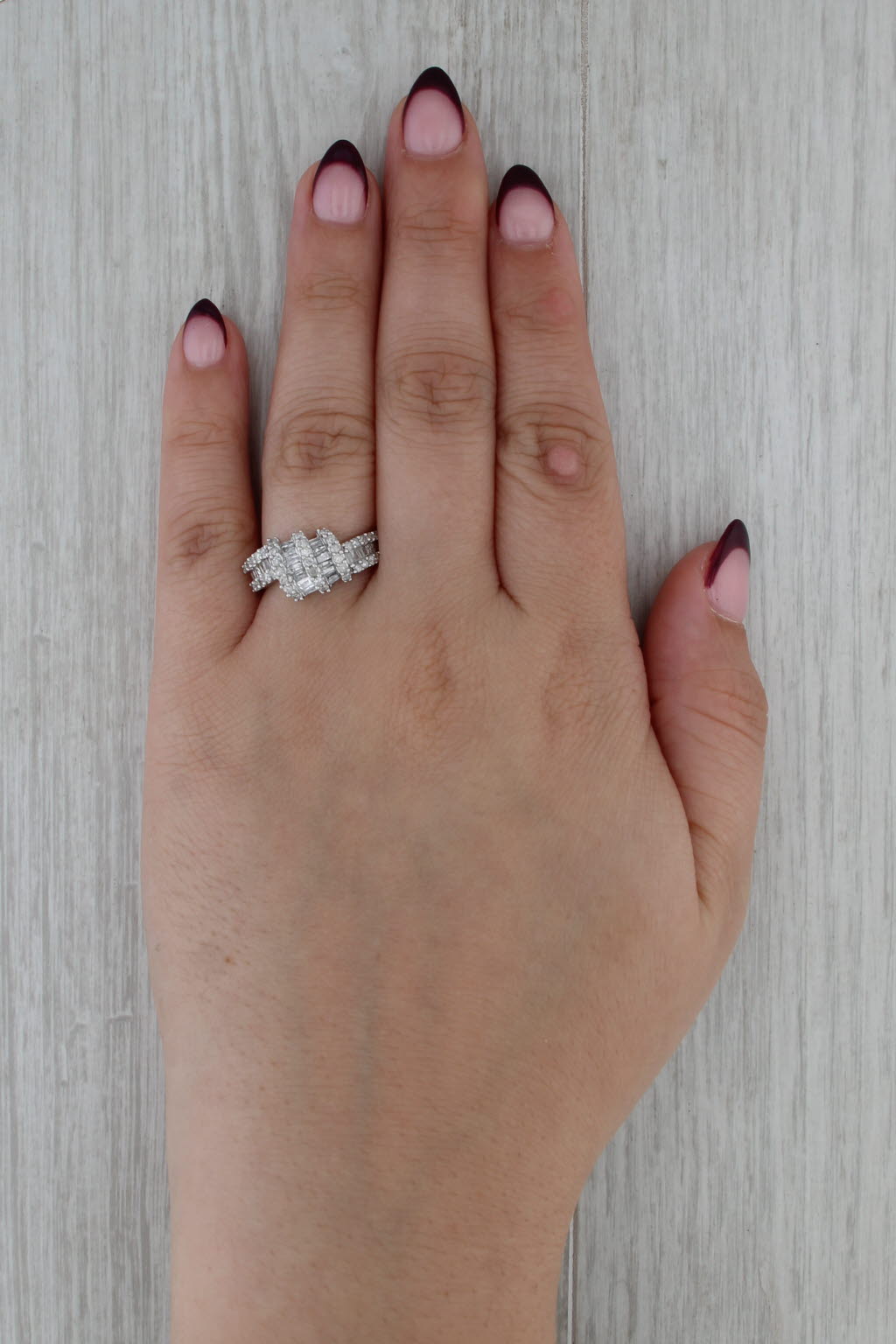 0.97ctw Diamond Knot Ring 10k White Gold Size 8.25