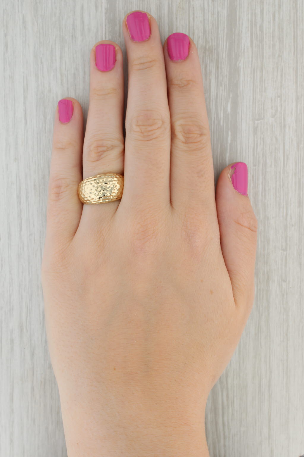 Tan Domed Hammered Ring 14k Yellow Gold Size 9.25