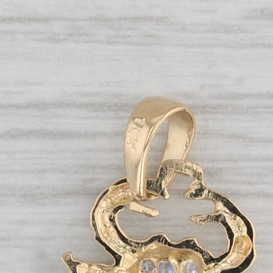 Gray Cubic Zirconia Scorpion Pendant 18k Yellow Gold Small Drop
