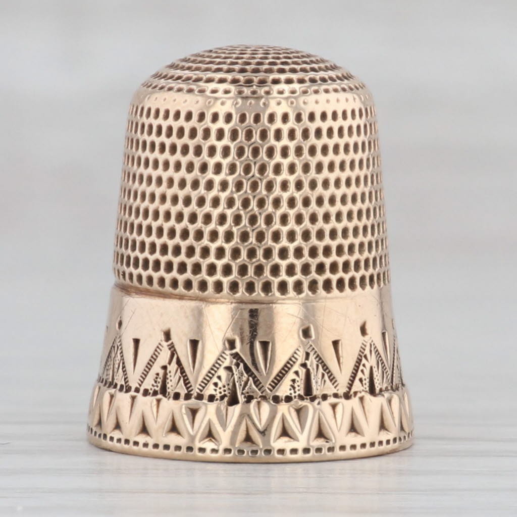 Light Gray Antique Size 8 Thimble 10k Yellow Gold Sewing Collectible Keepsake