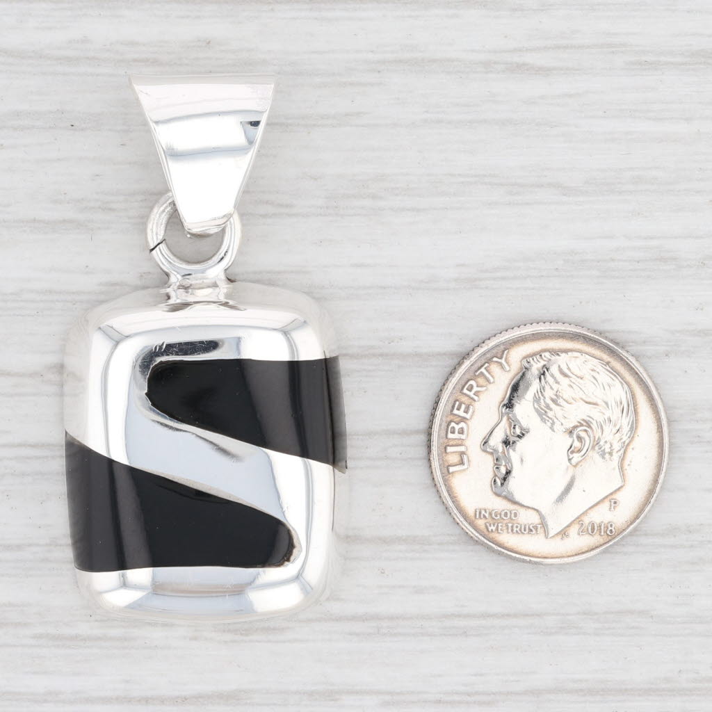 Light Gray New Black Resin Pendant 925 Sterling Silver Statement B12760