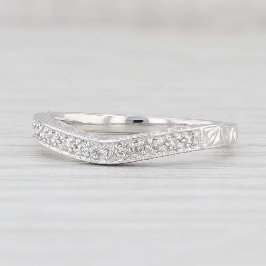 Light Gray Wheat Etched Diamond Wedding Band 14k White Gold Contoured Stackable Ring 7.25