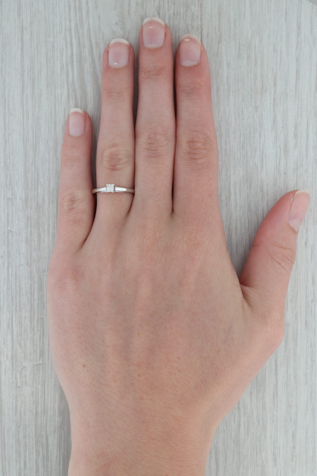 Dark Gray 0.30ct Princess Diamond Solitaire Engagement Ring 14k White Gold Size 7