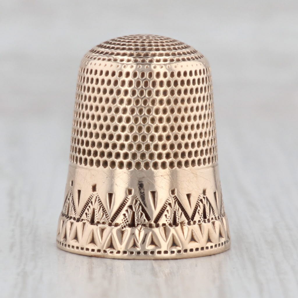 Light Gray Antique Size 8 Thimble 10k Yellow Gold Sewing Collectible Keepsake