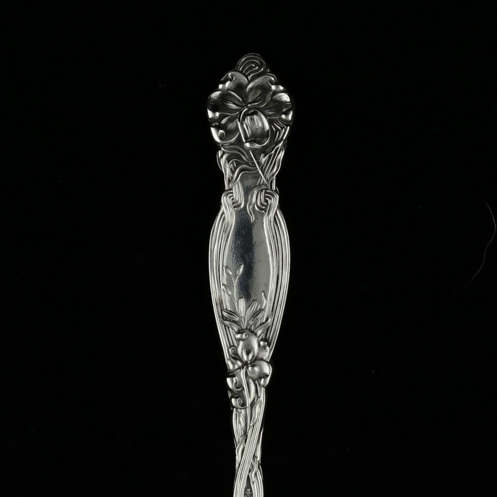 Black International Simpson Frontenac 1903 Olive Fork Sterling Silver 6"