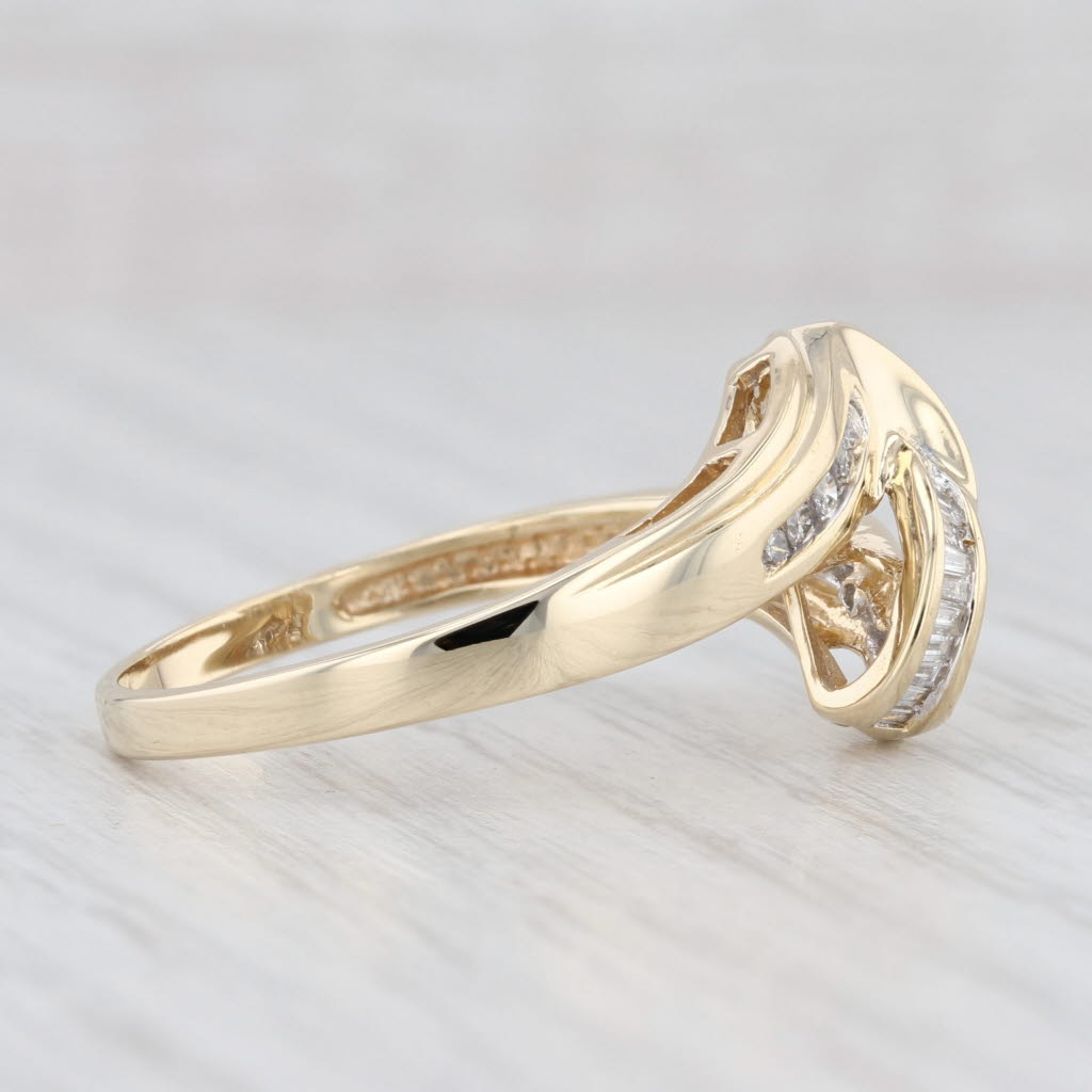 Light Gray 0.36ctw Diamond Bypass Ring 14k Yellow Gold Size 11.25