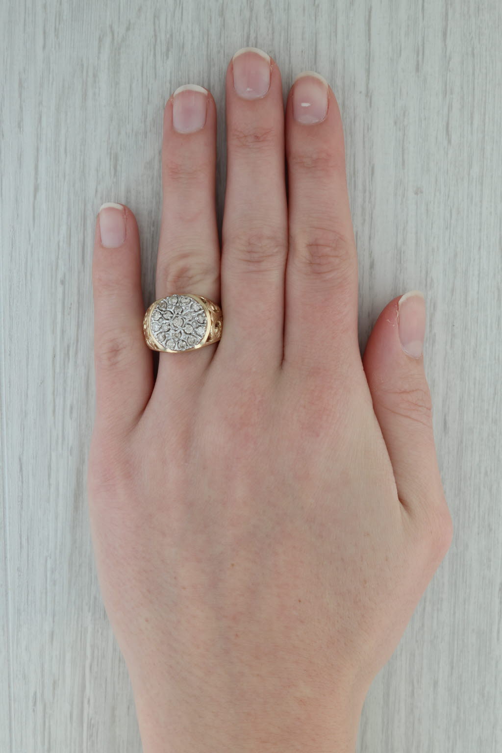 Dark Gray Vintage 0.80ctw Diamond Cluster Openwork Ring 14k Yellow Gold Size 9.5