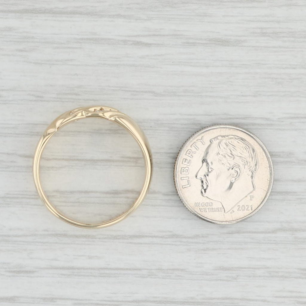 Light Gray 0.20ctw Scalloped Diamond Band 14k Yellow Gold Size 8.25-8.5 Wedding Stackable