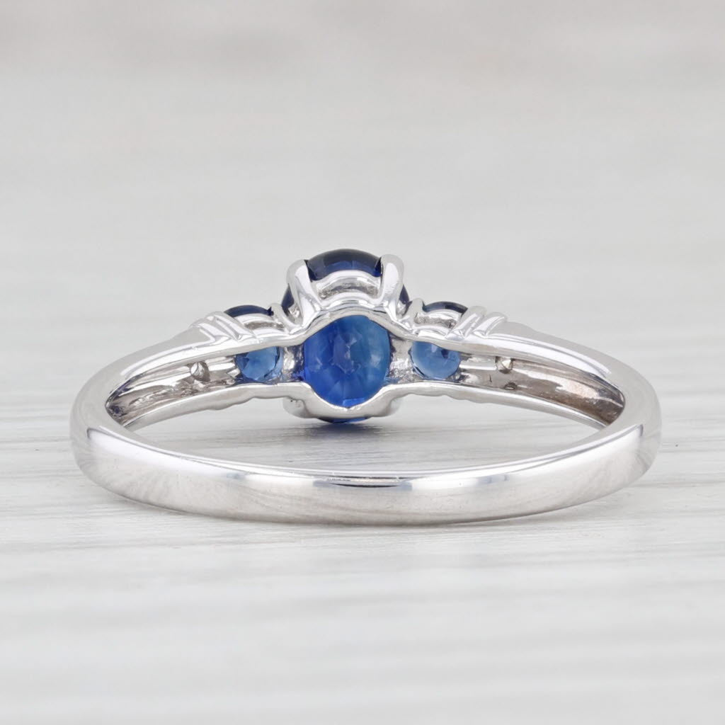 Light Gray 1.28ctw Brilliant Blue Oval Sapphire Ring 14k White Gold Size 5.5