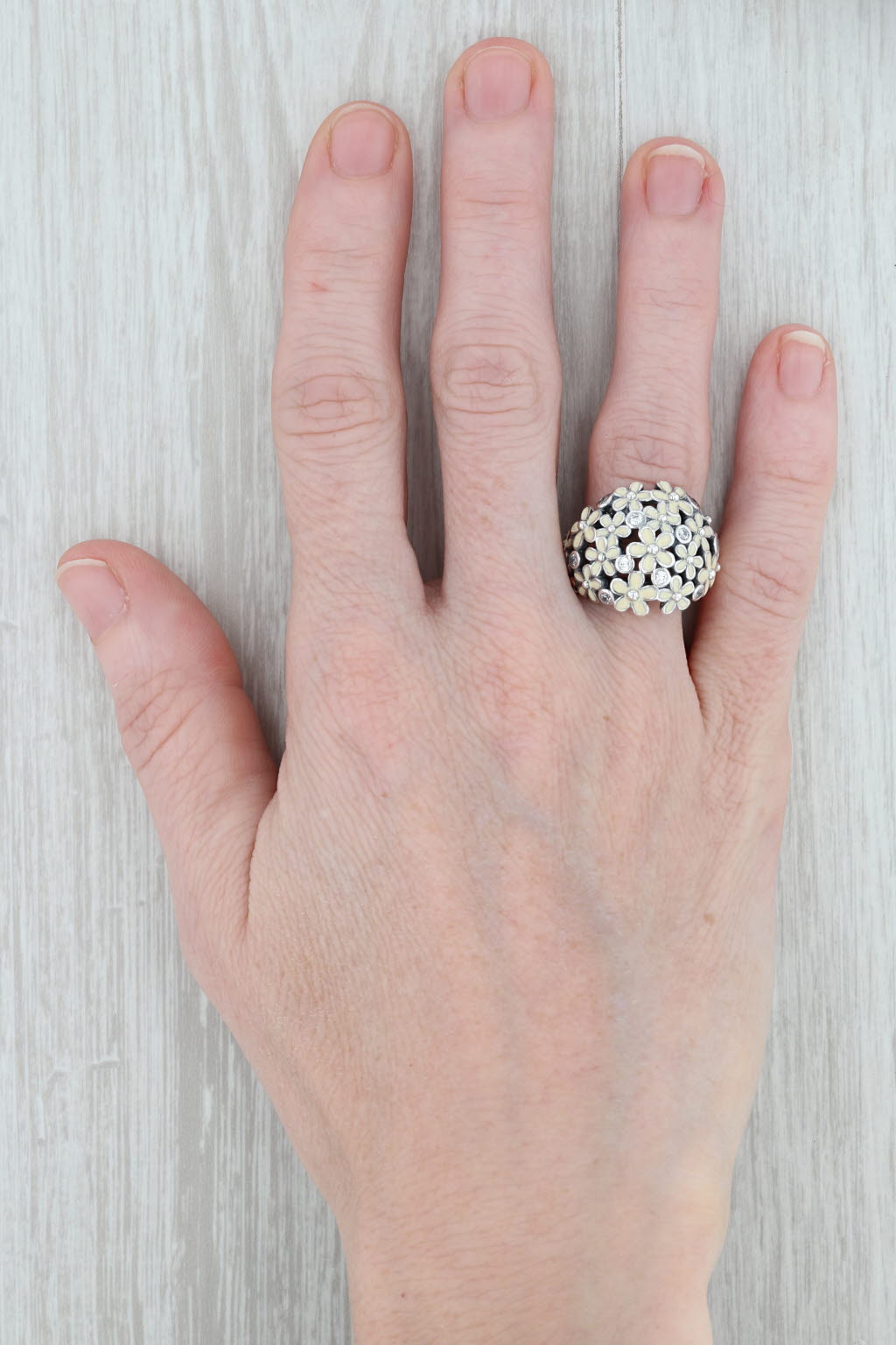 Gray New Authentic Pandora Darling Daisy Flower Ring Sterling 190936EN12 6 / 52