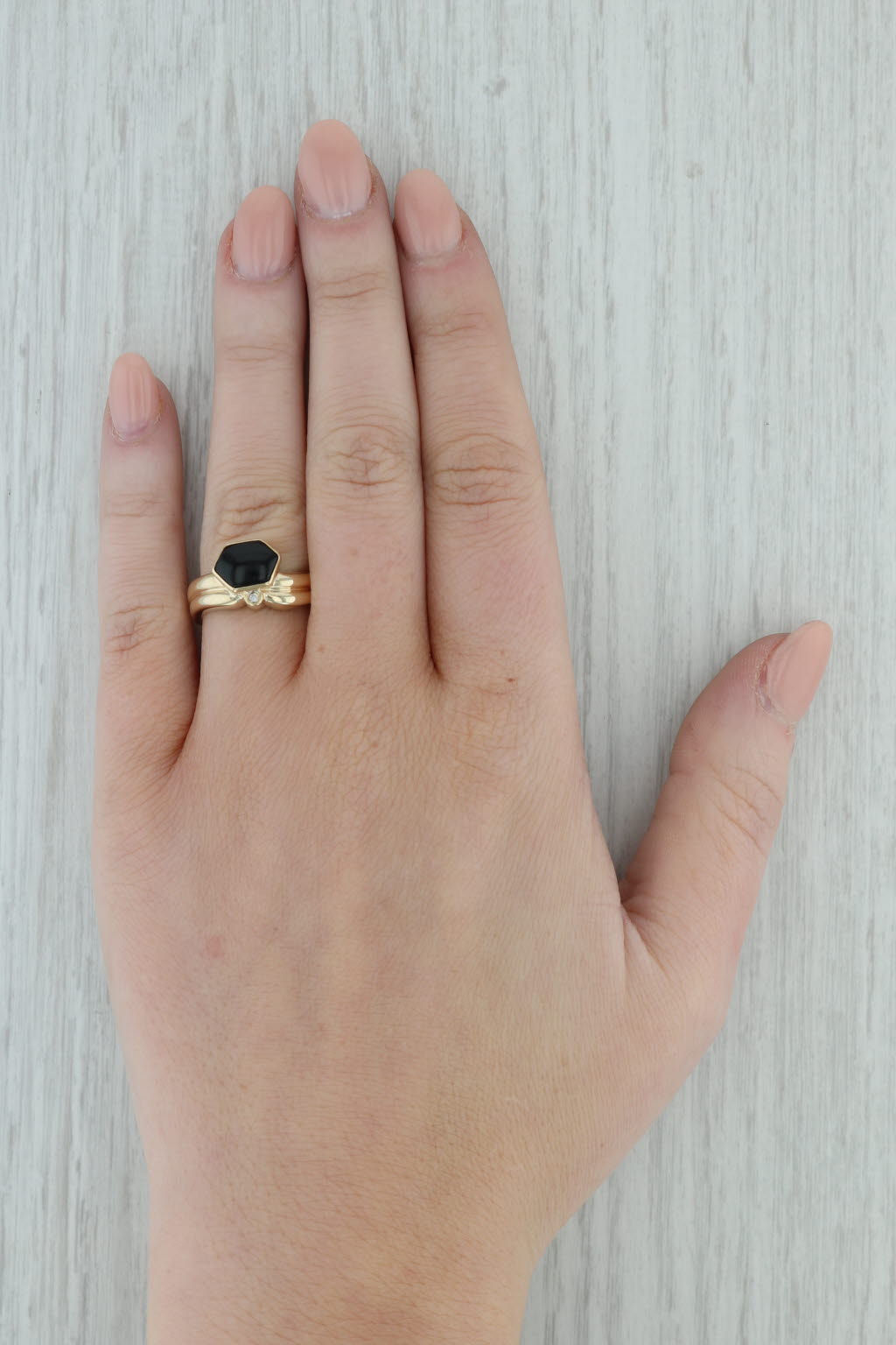 Dark Gray Onyx Diamond Ring 14k Yellow Gold Size 5.75 Stackable