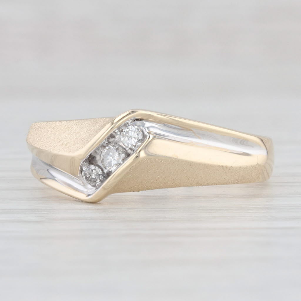 Light Gray 0.12ctw Diamond Men's Ring 14k Yellow Gold Size 10.75 Band