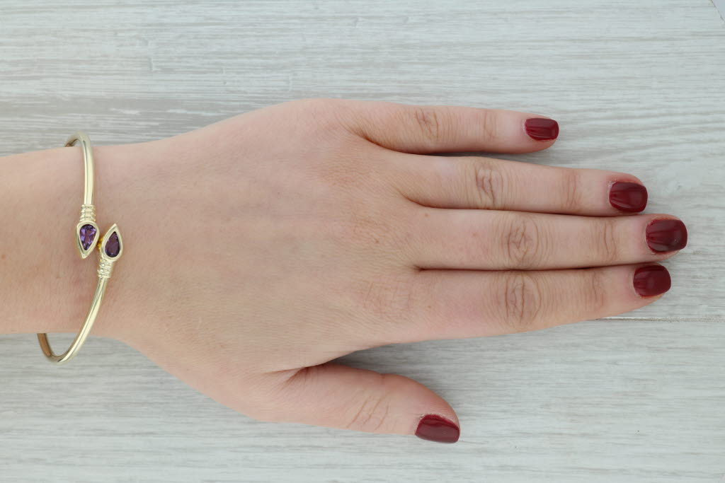 Dark Gray 1.10ctw Pear Amethyst Bypass Bangle Bracelet 14k Yellow Gold 6.75"