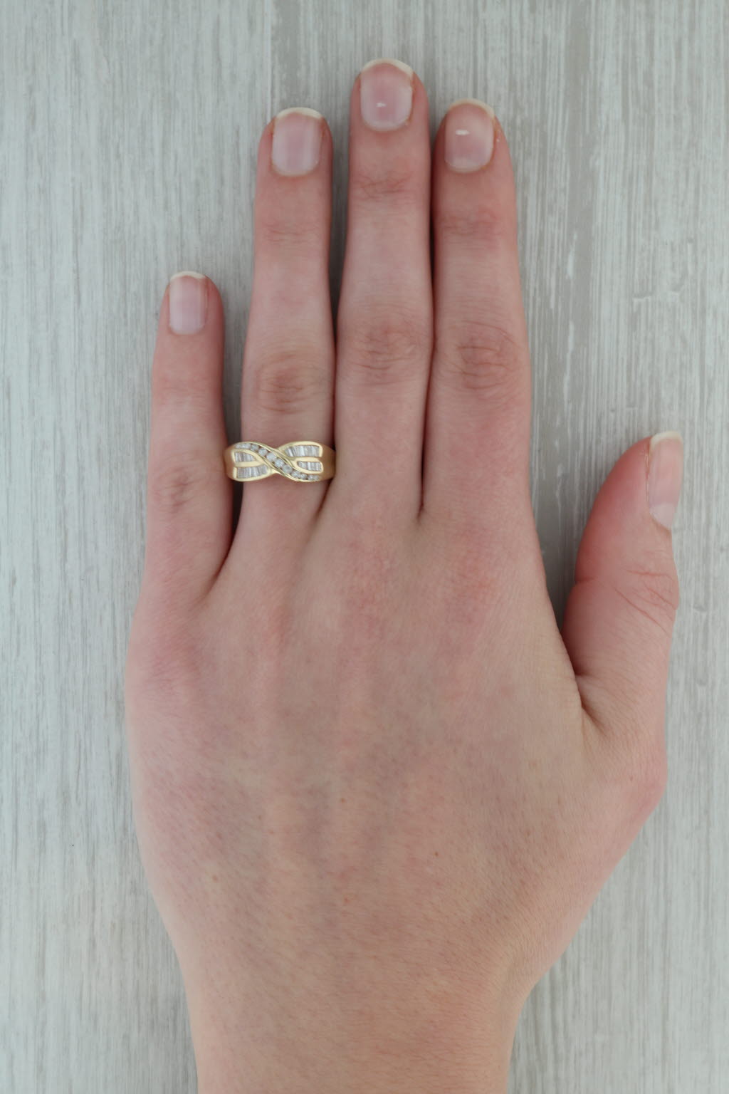 Rosy Brown 0.60ctw Diamond Bypass Ring 14k Yellow Gold Size 9