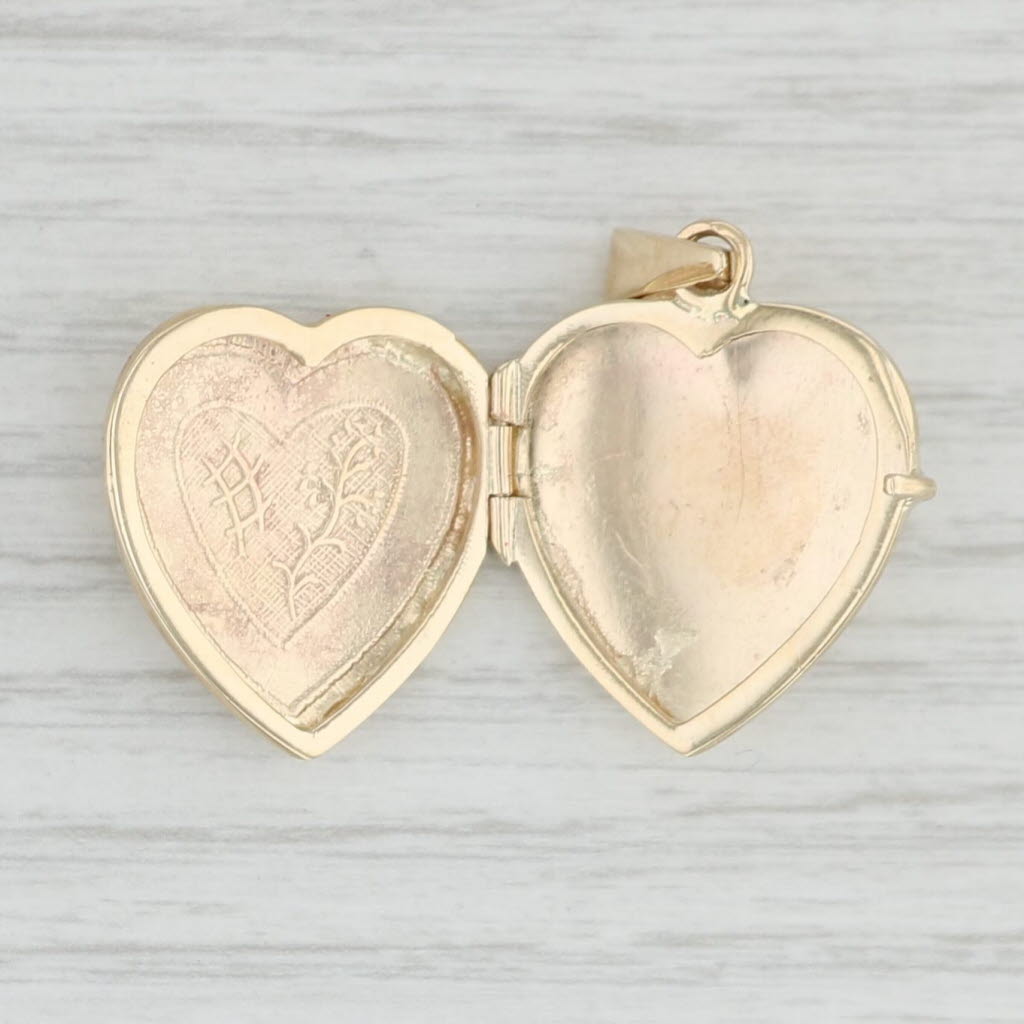 Light Gray Floral Etched Heart Picture Locket Pendant 14k Yellow Gold Engravable