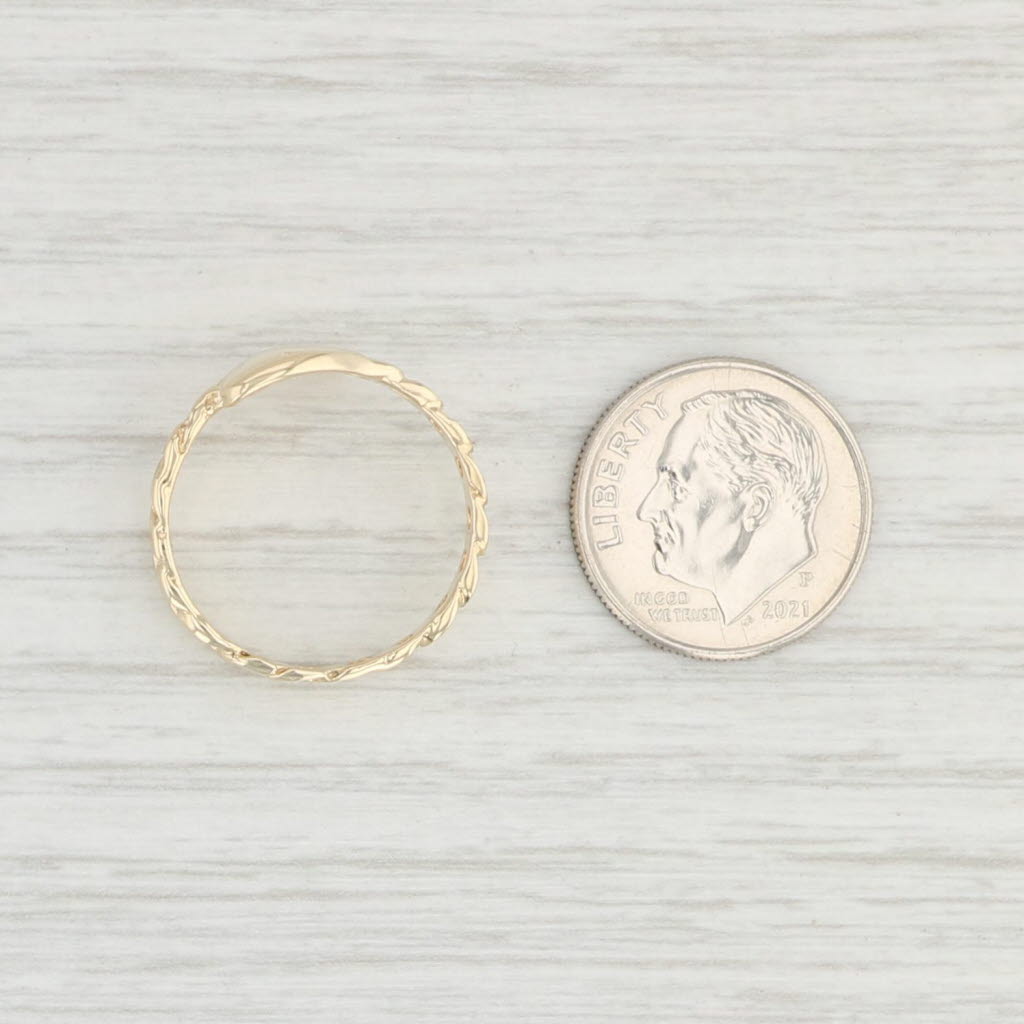 Light Gray Coiled Snake Bypass Ring 14k Yellow Gold Curb Chain Pattern Size 7 Band