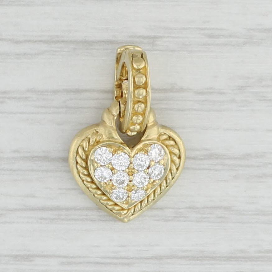 0.30 ctw Diamond Heart Pendant in 14k white gold
