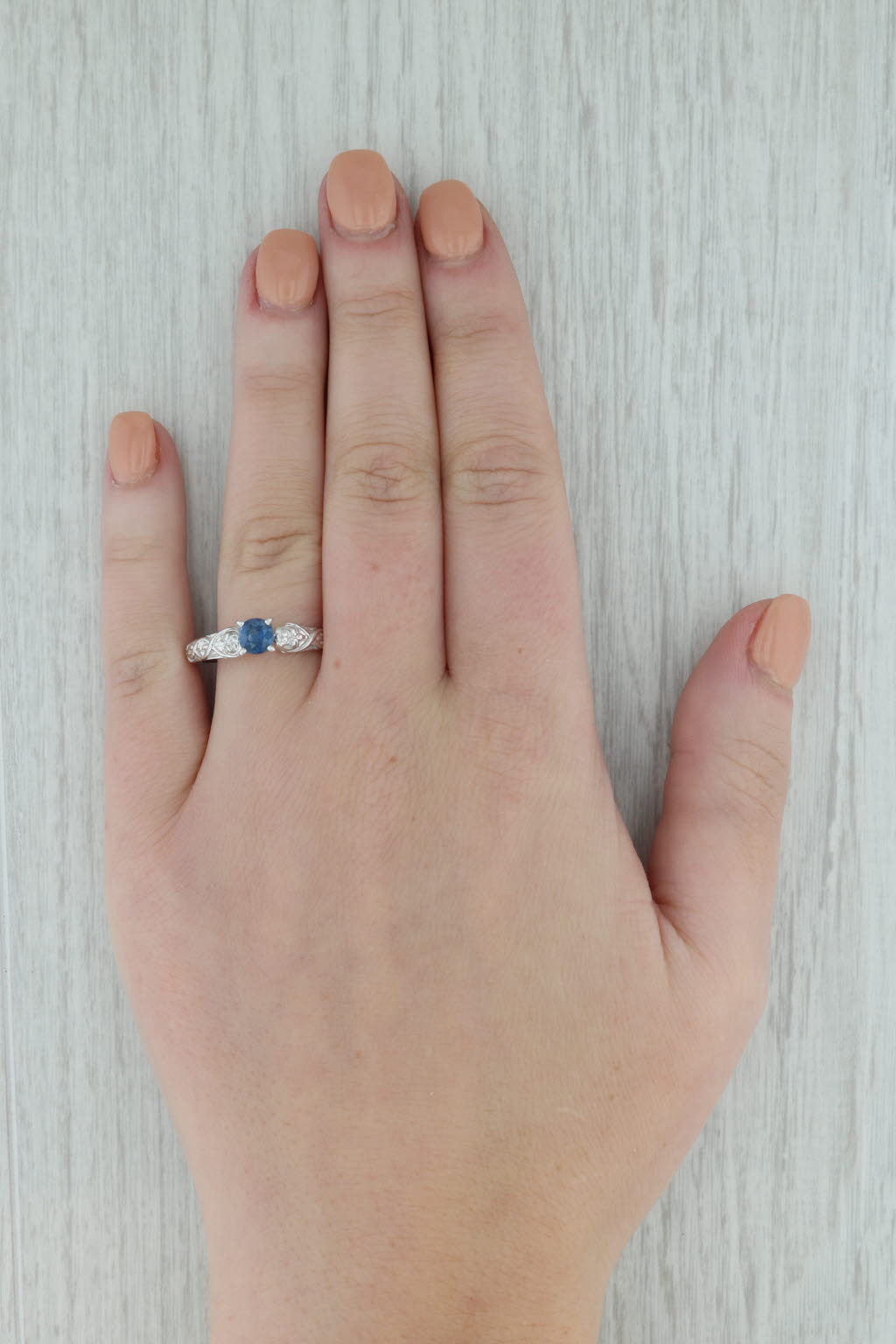 Dark Gray 0.56ct Round Blue Sapphire Solitaire Ring 14k White Gold Size 8.5 Engagement
