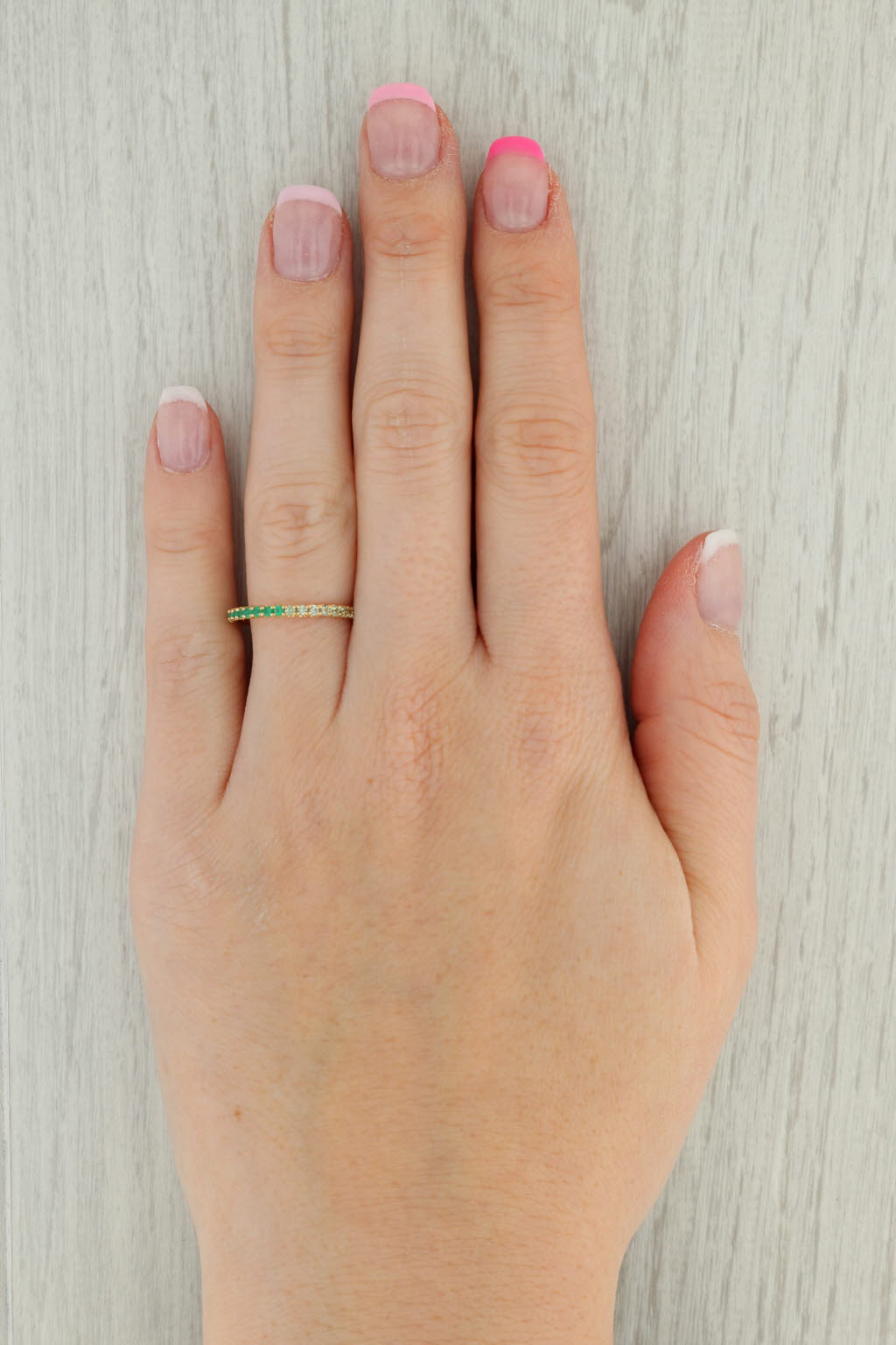 Tan New 0.68ctw Green Onyx Sapphire Eternity Band 14k Gold Stackable Ring Size 6.75