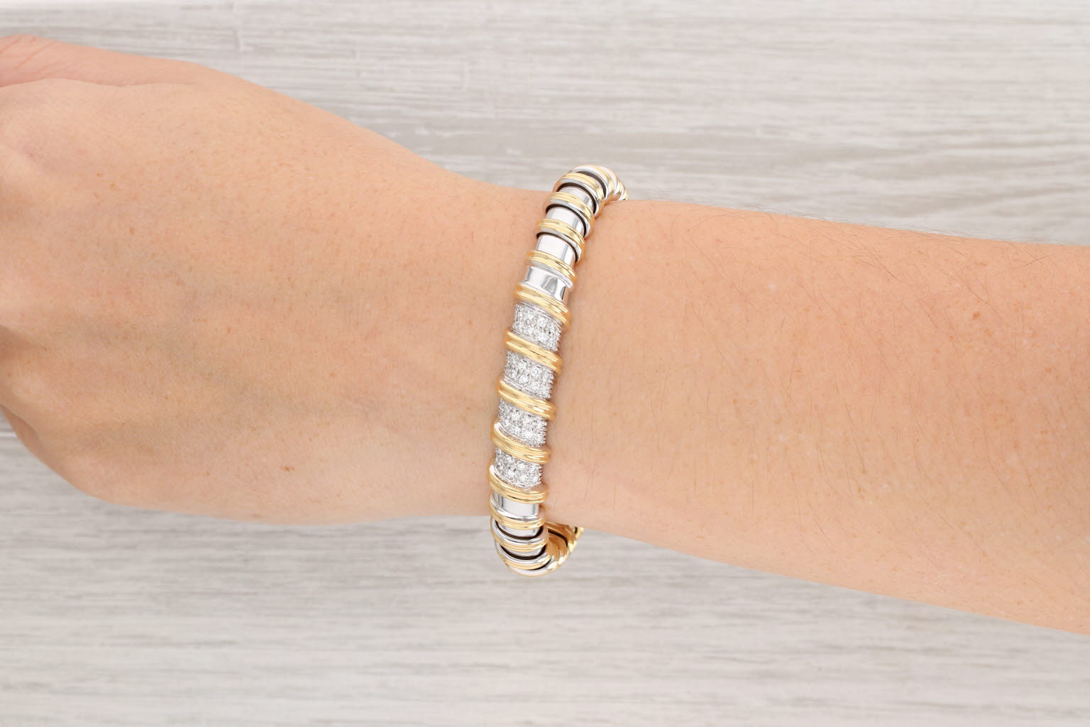 Tan Roberto Coin .76ctw Diamond Ruby Flexible Bangle Bracelet 18k Gold Nabucco 6.5"