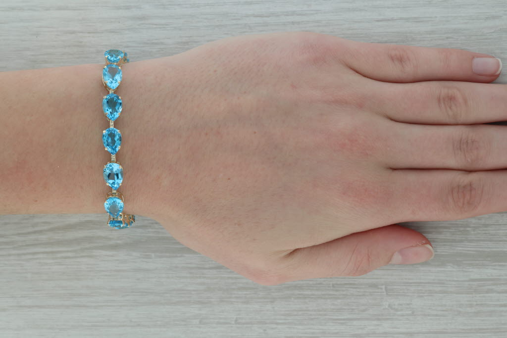 Rosy Brown 35ctw Blue Topaz Tennis Bracelet 14k Yellow Gold 7" 7mm