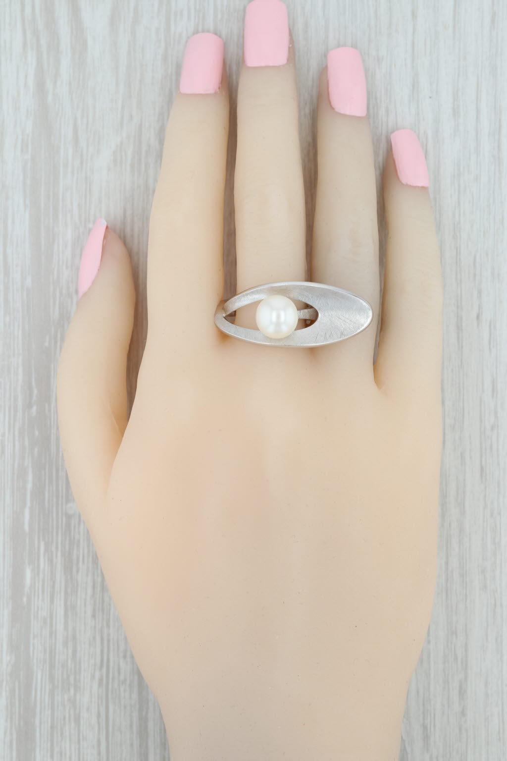 Gray New Bastian Inverun Cleverly Positioned Pearl Ring Sterling Silver 12876 56 7.5